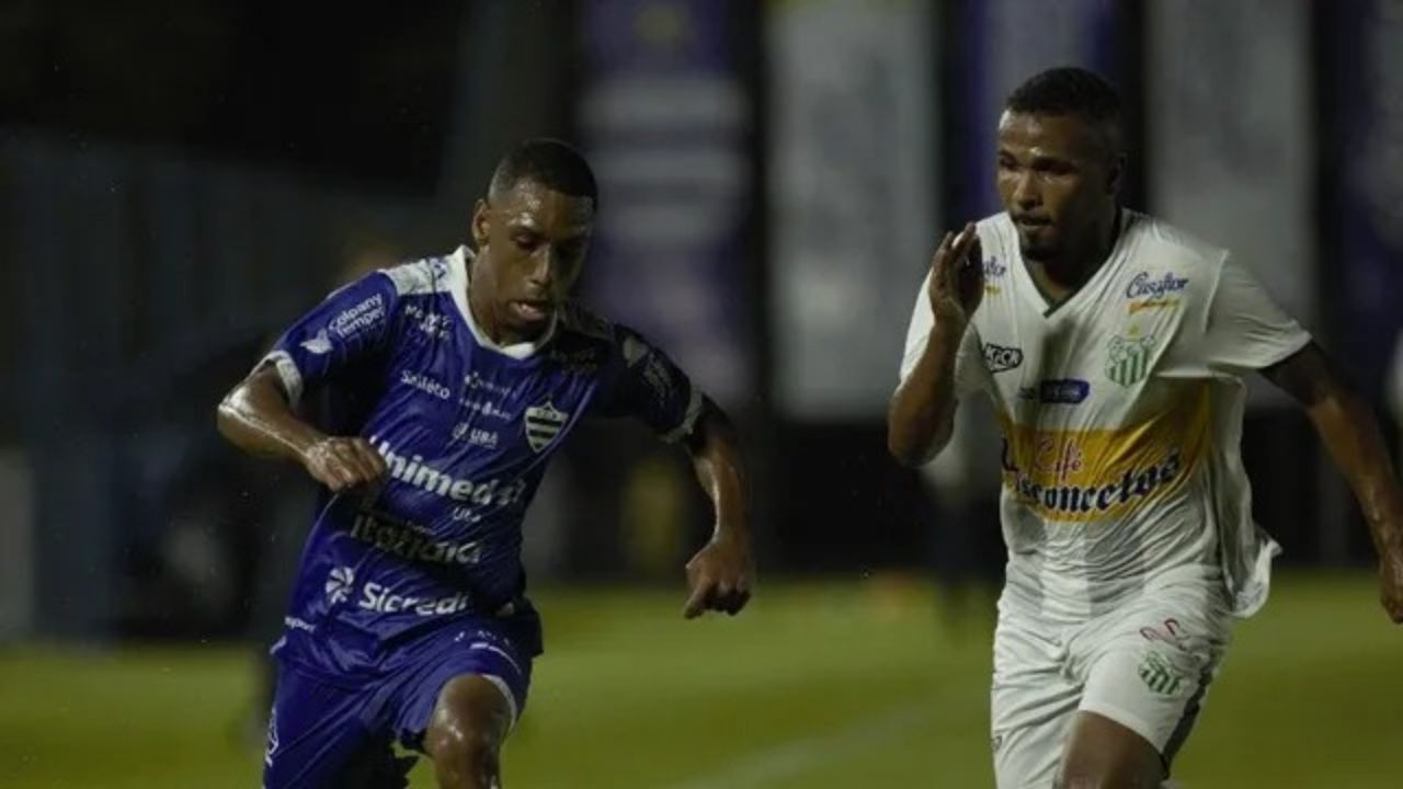 uberlandia-campeonato-mineiro-empate Uberlândia empata com Aymorés e segue invicto no Campeonato Mineiro - Crédito: Igor Adler/Aymorés
