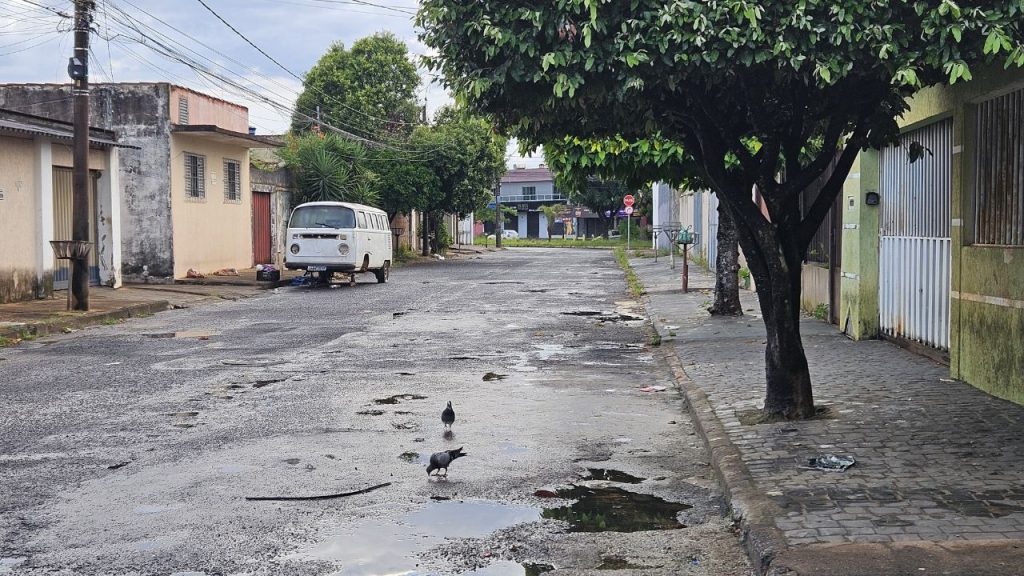 Local do crime onde o homem foi morto com cinco tiros