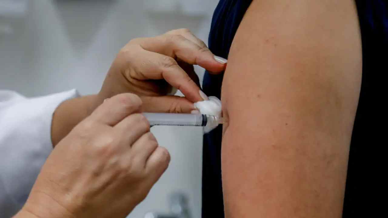 vacinas contra a dengue