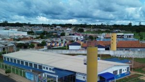 Briga em escola de Uberlândia deixa aluno com tímpano estourado após agressão do próprio pai