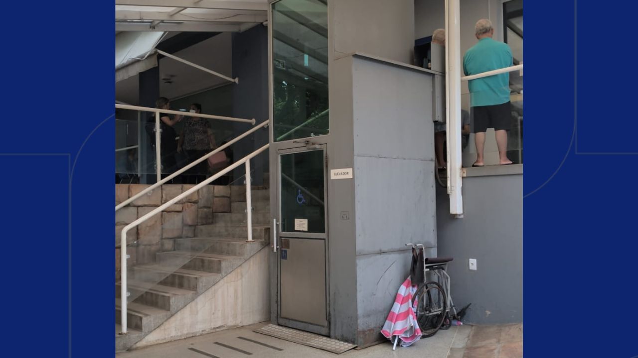 Duas mulheres ficam feridas após queda de elevador de acessibilidade em Uberlândia