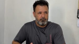 Alessandro precisa de mdicamento