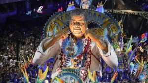 Beija-Flor conquista 15º título no carnaval do Rio de Janeiro