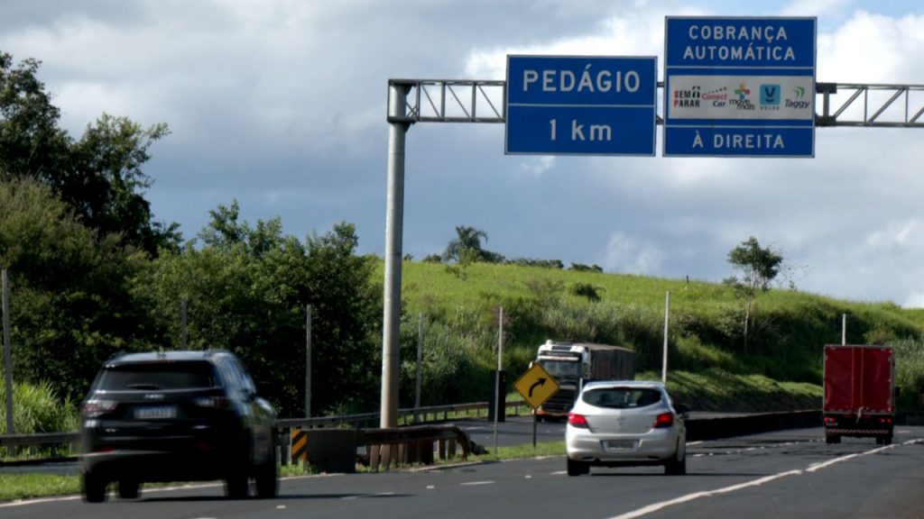 Nas cidades da região, a BR-365, BR-050 e BR-262 têm trechos pedagiados 