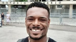 MP pede arquivamento de ação contra jovem baleado e mototaxista no Rio após provas comprovarem inocência.