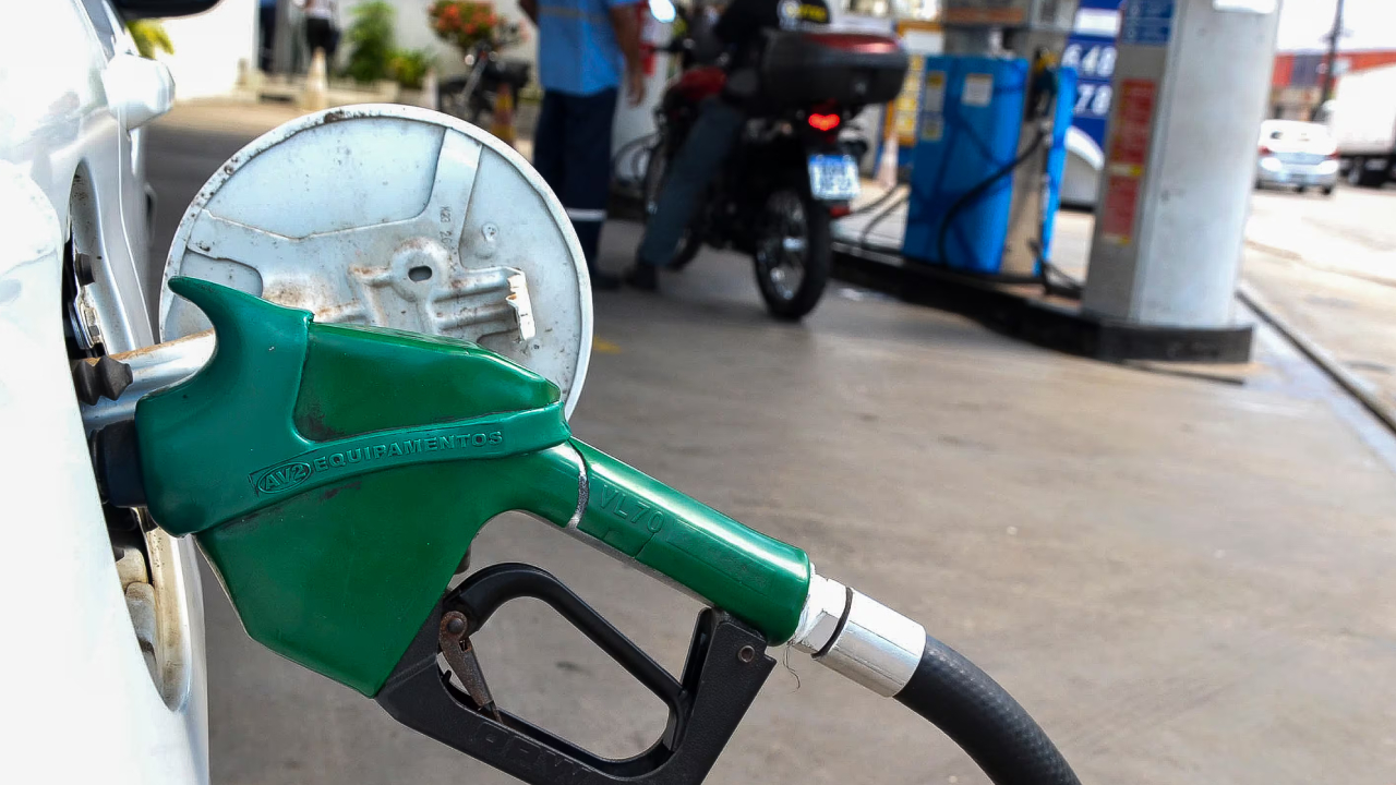 Preço do diesel tem queda nesta semana