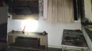 Incêndio atinge apartamento em Uberlândia e compromete rede elétrica do prédio