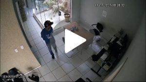 Ladrão é preso ao invadir loja de lingeries em Uberlândia; imagens flagraram abordagem policial