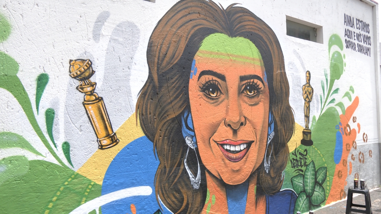 Mural Fernanda Torre de dequqte