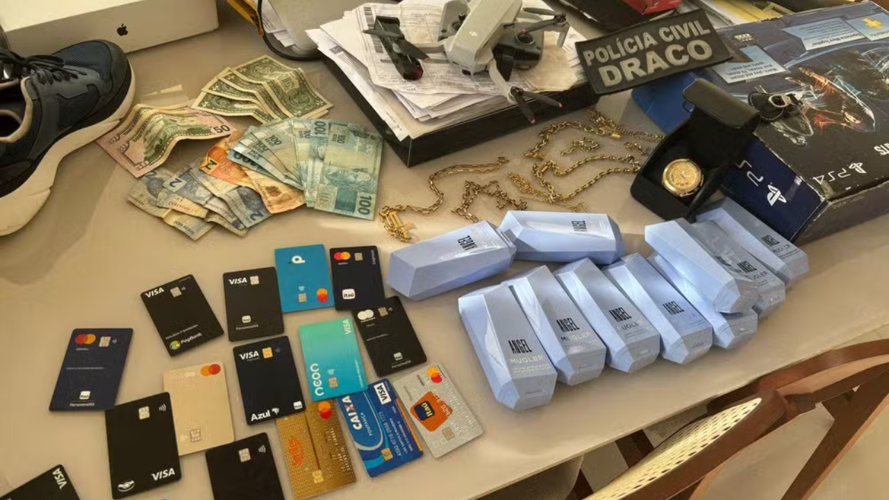 Materiais apreendidos na Operação Falsa Promessa 2