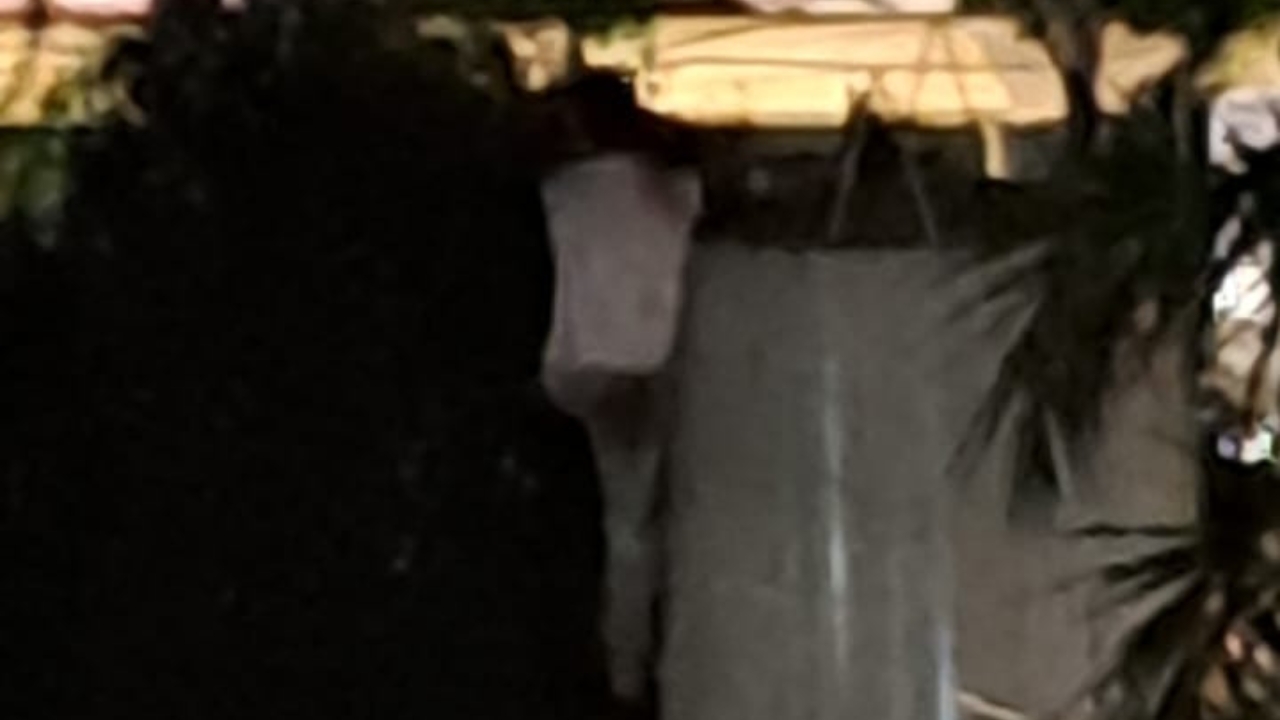 Homem tenta invadir condomínio e acaba preso em caixa d’água no Triângulo Mineiro Homem tenta invadir condomínio e acaba preso em caixa d’água no Triângulo Mineiro