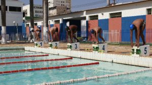 Aulas de natação
