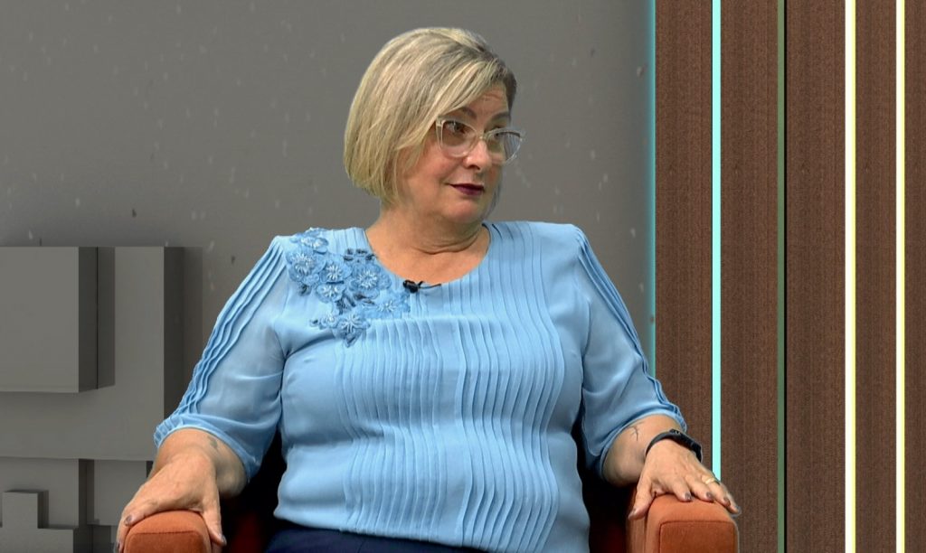 Ana Paula em entrecvista ao Política Cruzada Deputada Ana Paula fala sobre governo Paulo Sèrgio ao Política Cruzada