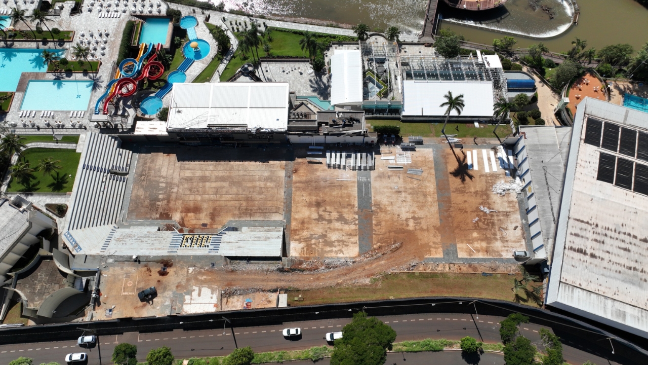 Espaço onde será a nova arena do Praia Clube 