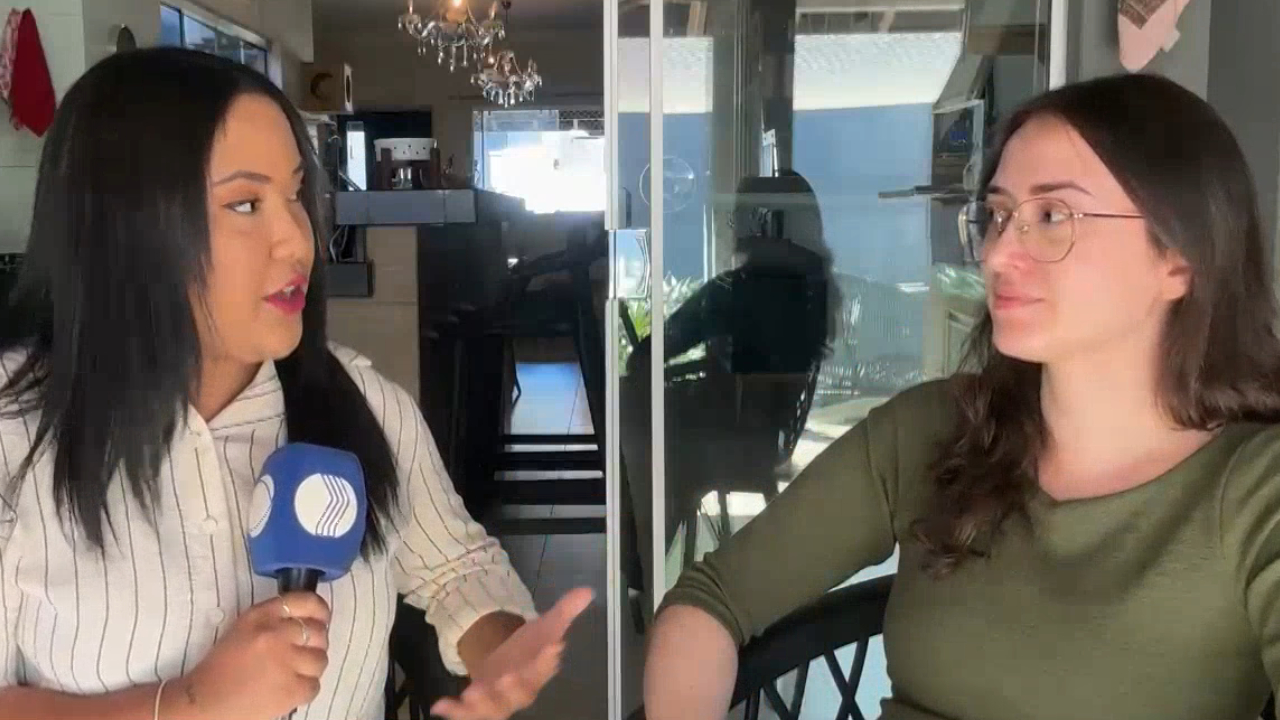 Tia de Melissa fala sobre a sobrinha e comenta repercussão da coletiva e tragédia envolvendo a morte de aluna em Uberaba