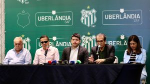 Coletiva do Uberlândia