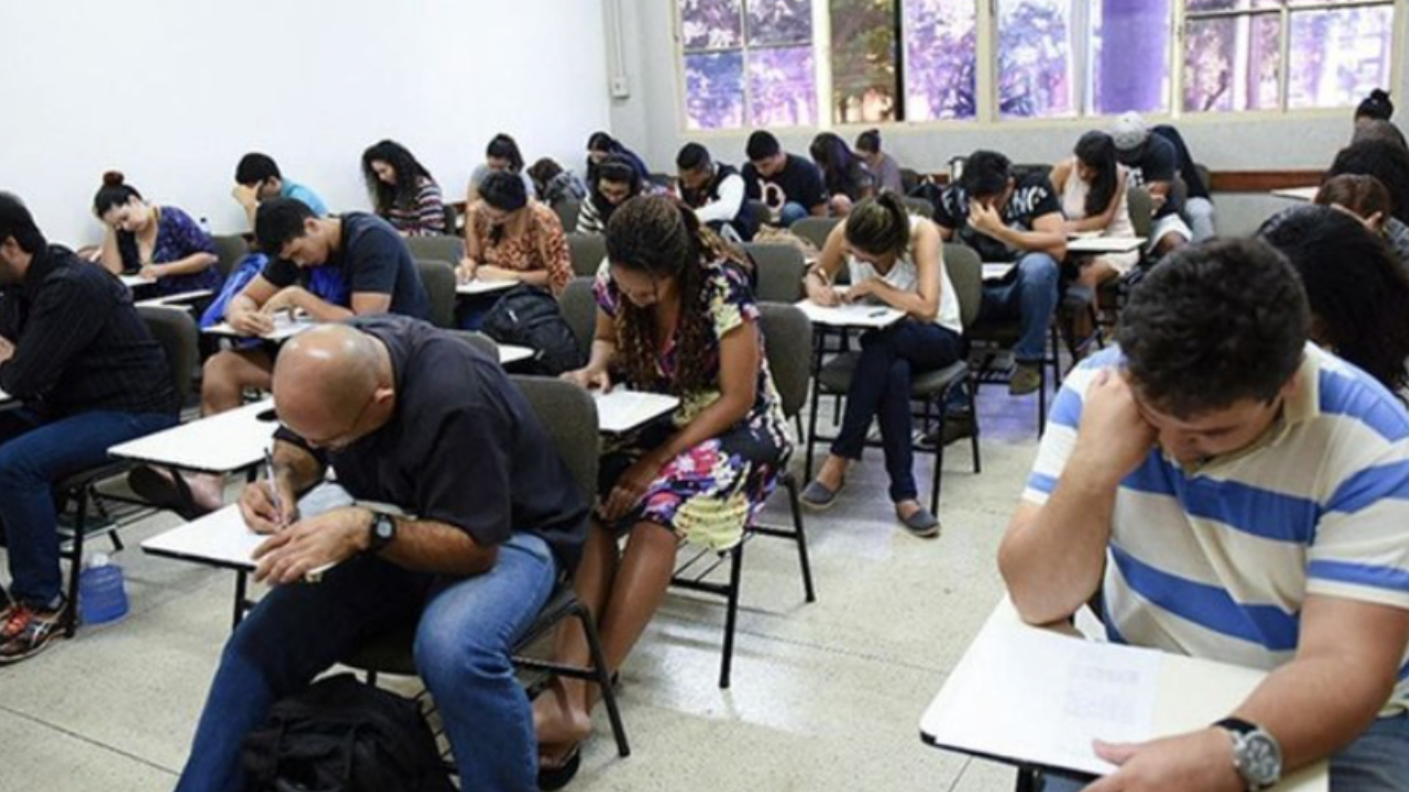 concurso-da-educacao-de-mg Cargos de níveis médio e superior estão disponíveis nesta edição do concurso da Educação de MG