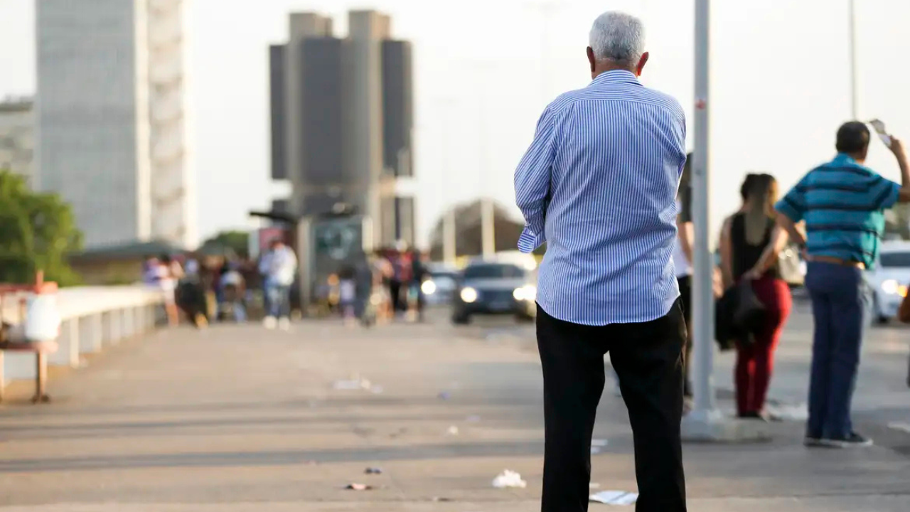 Pedidos de reembolso ao INSS ultrapassam 1 milhão por descontos indevidos Pedidos de reembolso ao INSS ultrapassam 1 milhão por descontos indevidos
