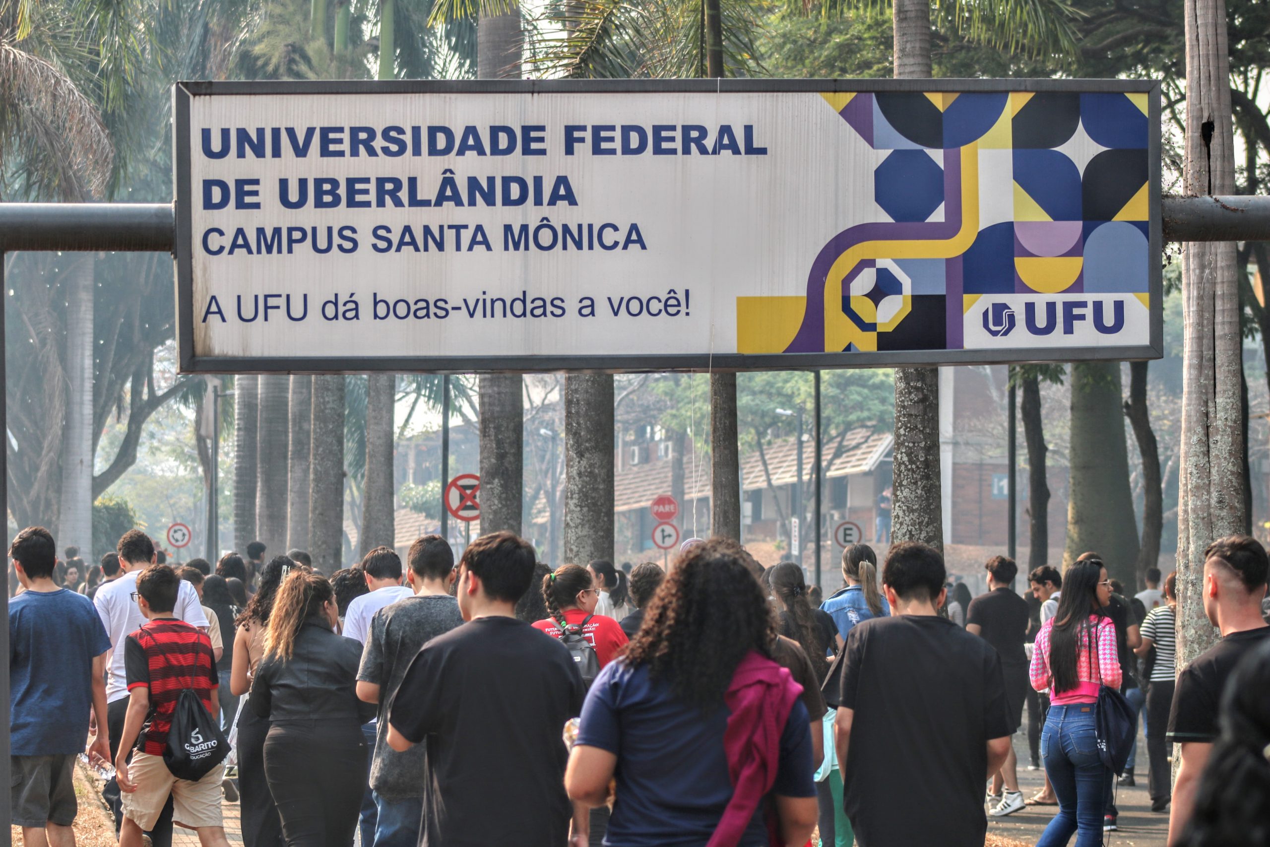 Mais de 5 mil candidatos são classificados para a 2ª fase do Vestibular UFU 2025/2 Mais de 5 mil candidatos são classificados para a 2ª fase do Vestibular UFU 2025/2