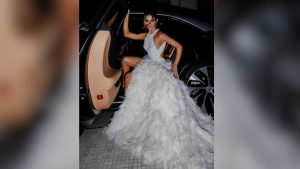 Thássia Naves veste PatBO, criado pela Uberlandense Patricia Bonaldi