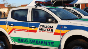 Polícia Ambiental faz buscas por macaco pintado de azul, vítima de maus-tratos em Santa Juliana