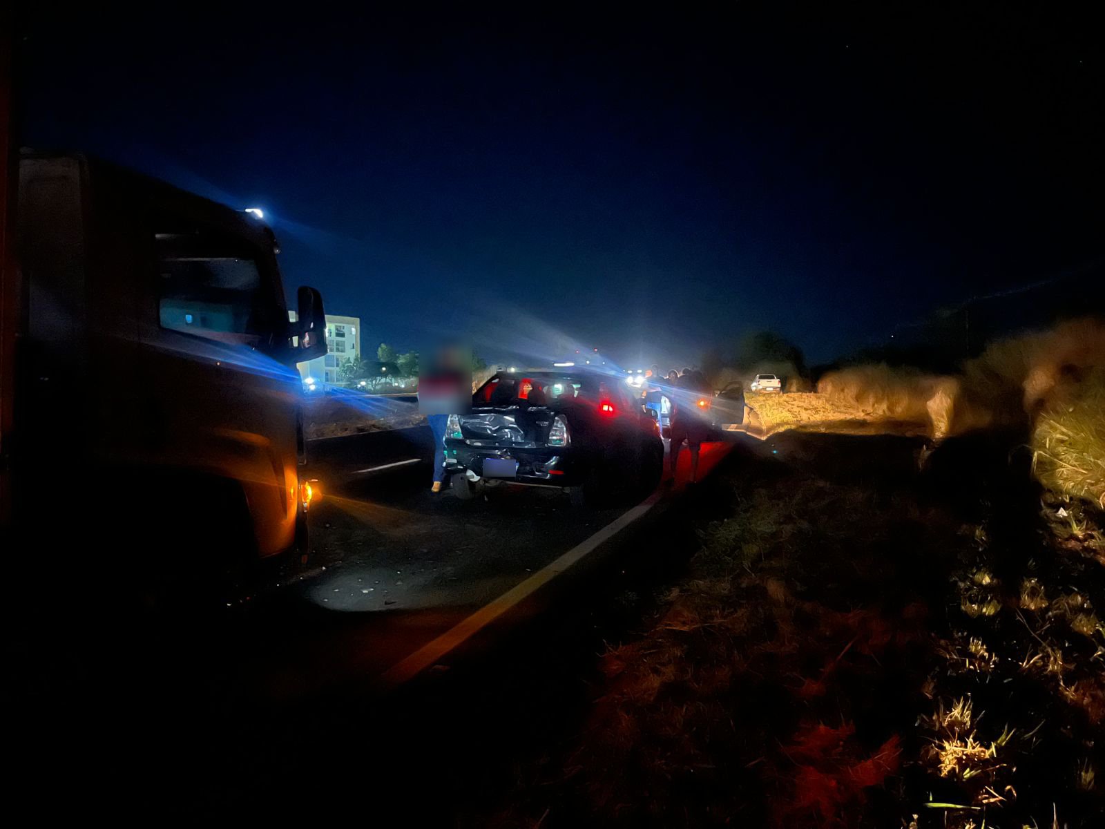 Engavetamento com cinco veículos na MGC-497, em Uberlândia