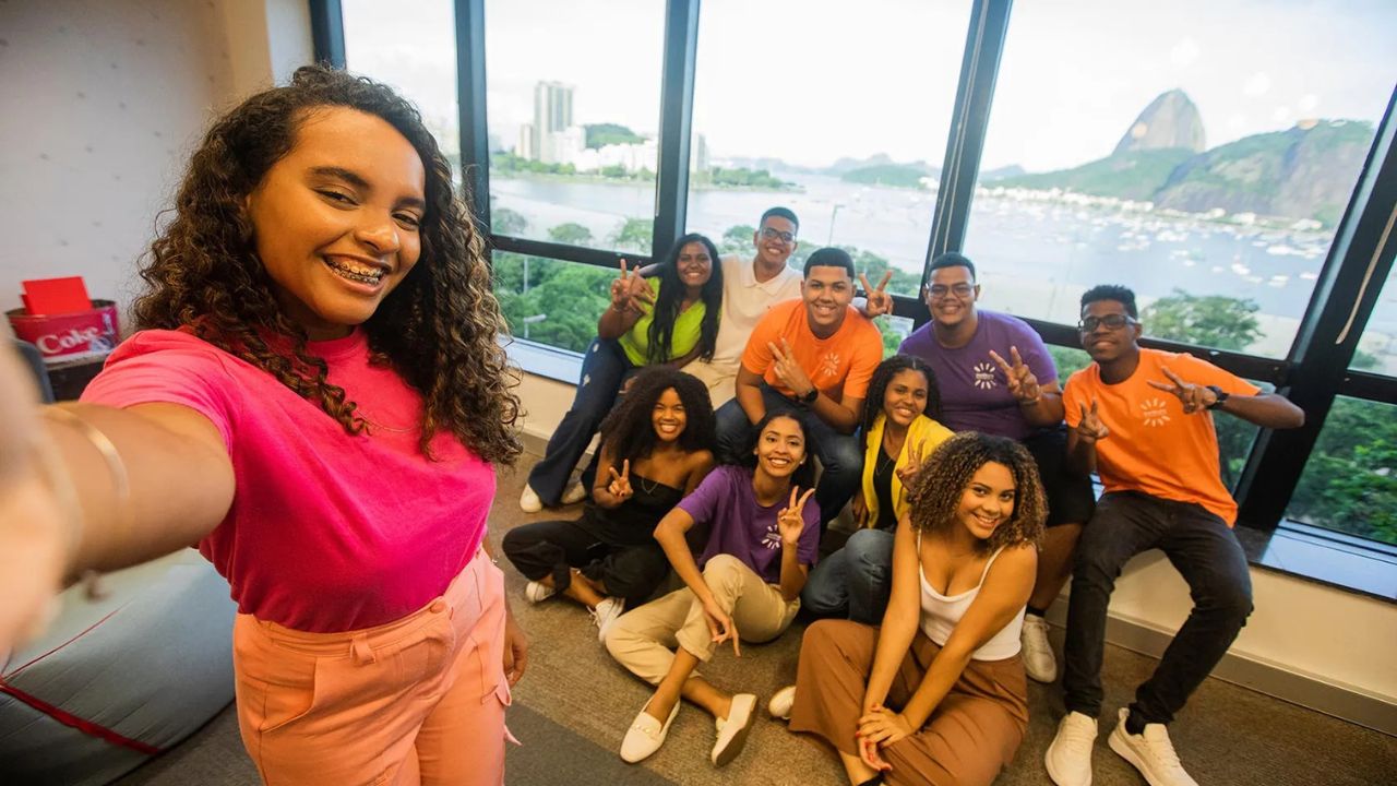 alunos do curso coletivo coca-cola jovem alunos do curso coletivo coca-cola jovem