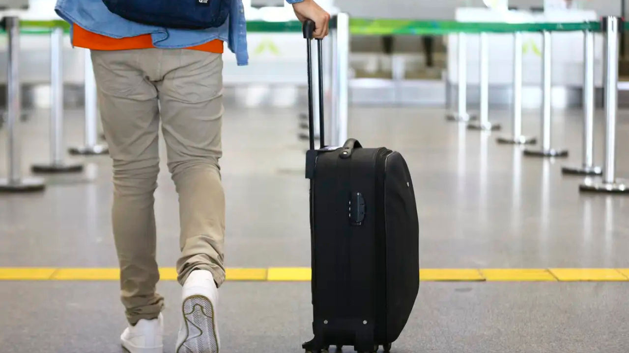 Autorização digital para viagens de menores já é aceito pelas companhias aéreas e empresas de transporte terrestre Autorização digital para viagens de menores já é aceito pelas companhias aéreas e empresas de transporte terrestre