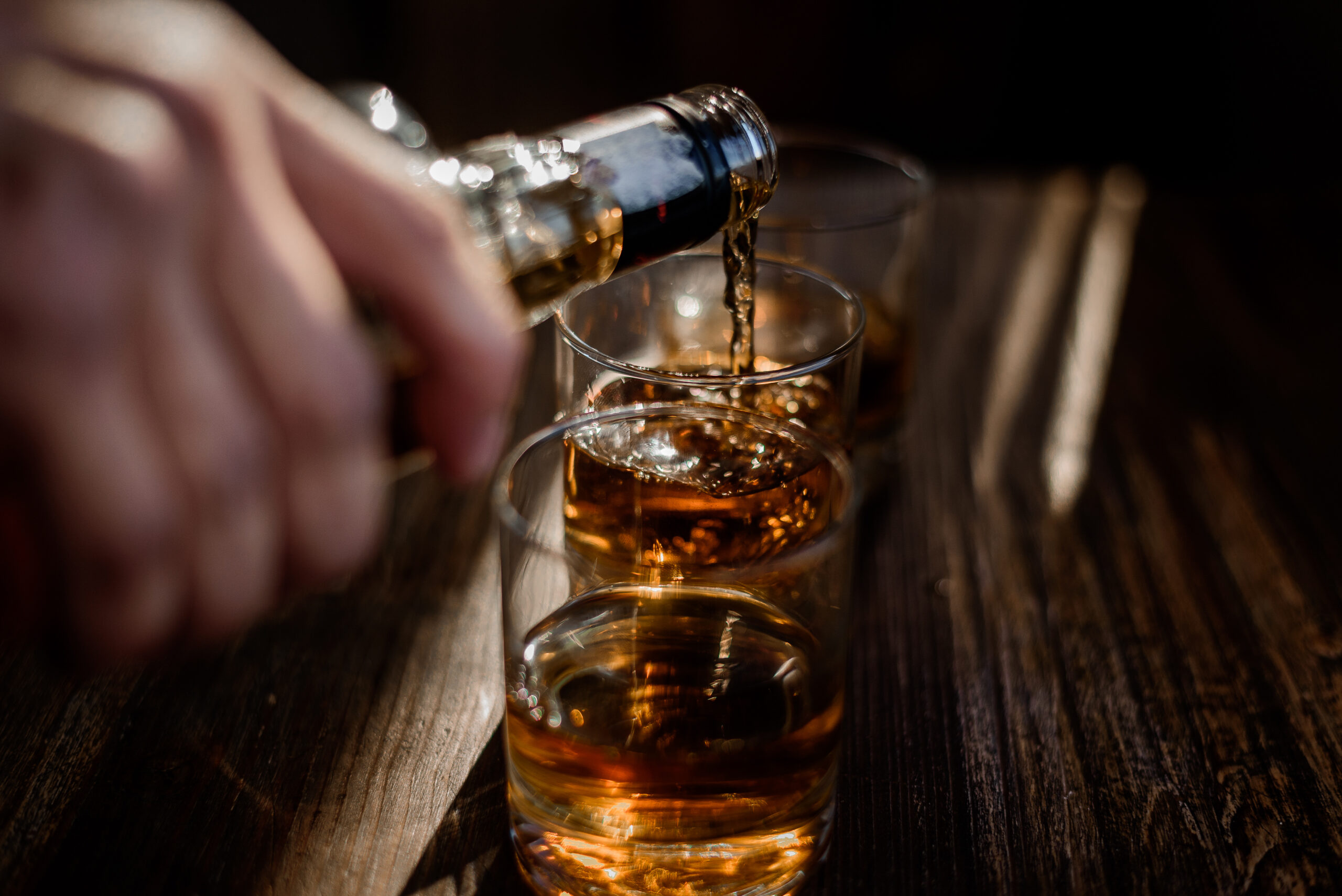 Concurso de cachaça e aguardentes de Minas Gerais.
