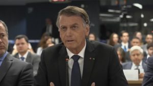 Ex-presidente Jair Bolsonaro dá depoimento no STF, em audiência ao vivo