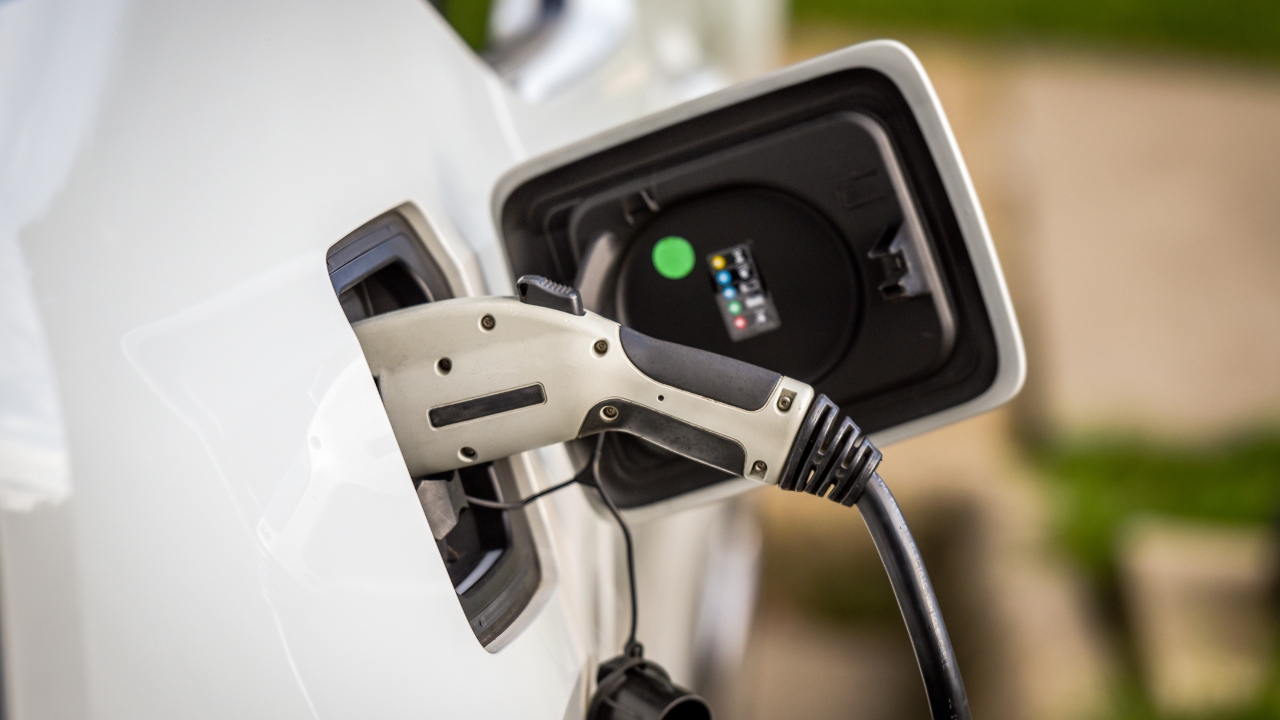Isenção de IPVA para carros híbridos e elétricos é aprovada em Minas Gerais Isenção de IPVA para carros híbridos e elétricos é aprovada em Minas Gerais
