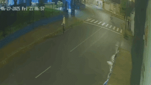 Homem é rendido por assaltantes armados e tem carro roubado em Uberlândia