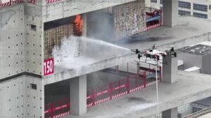 Drones são utilizados para apagar incêndio em Shenzhen, na China