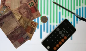 Trabalhador ganha mais liberdade para trocar de banco no consignado CLT com FGTS