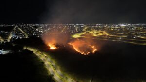 incêndio de grandes proporções