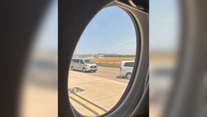 Álvaro Damião em voo de retorno de Israel para o Brasil