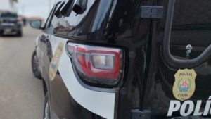 Carro da Polícia Civil