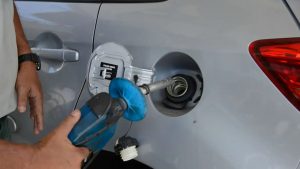 Queda do valor da gasolina ainda não chegou em Uberlândia