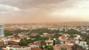 tempestade de poeira