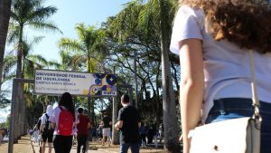 Entrada UFU Santa Mônica - Uberlândia