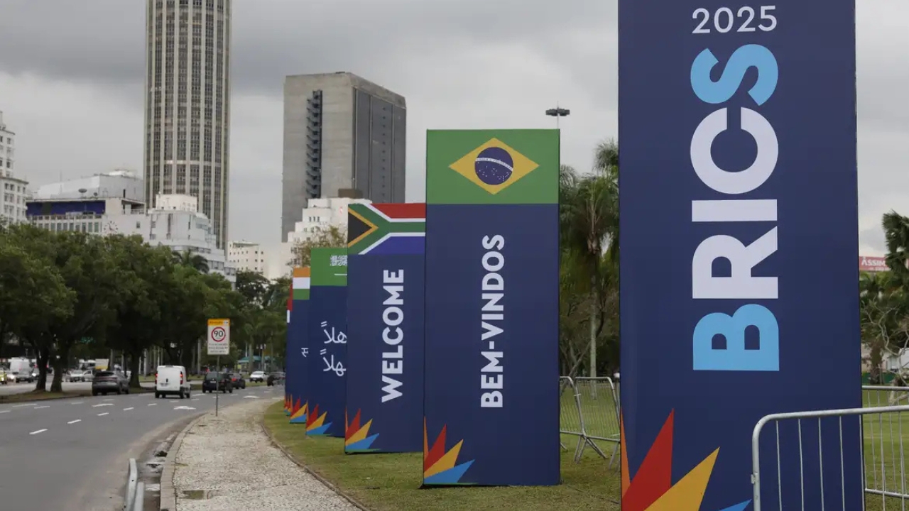 BRICS BRICS