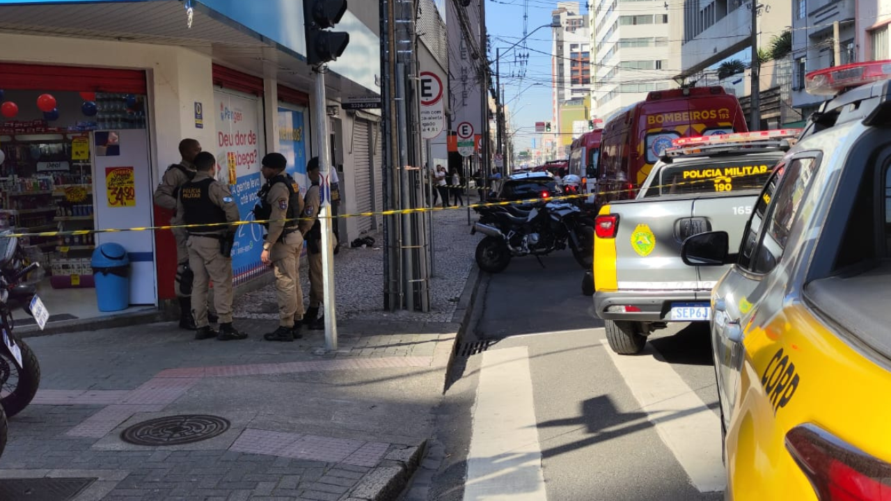 Após recusa amorosa, uberlandense é morta em pensionato no Centro de Curitiba Após recusa amorosa, uberlandense é morta em pensionato no Centro de Curitiba