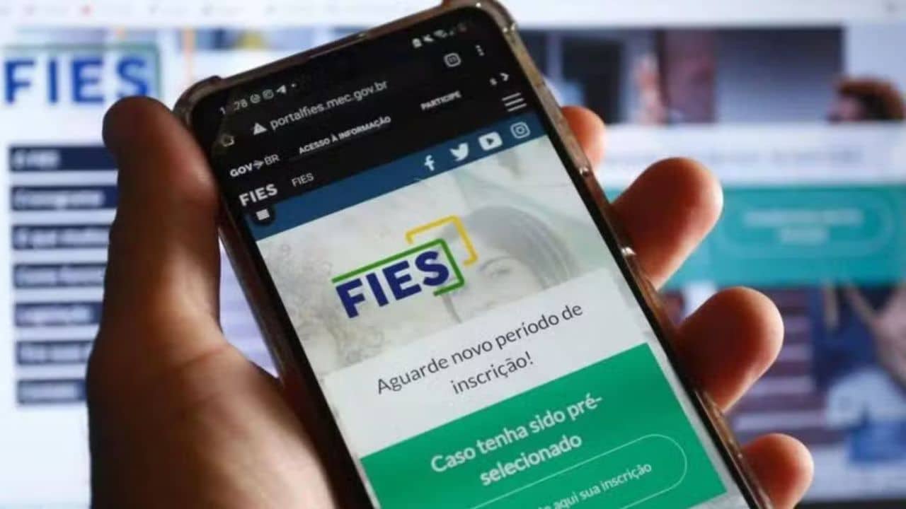 O que acontece se você não pagar o Fies? Entenda os riscos