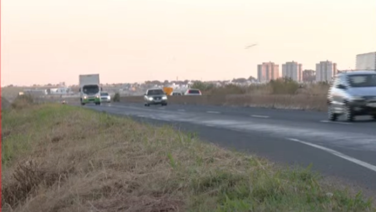 Atropelamento na BR-050 em Uberlândia mata homem de 30 anos Atropelamento na BR-050 em Uberlândia mata homem de 30 anos