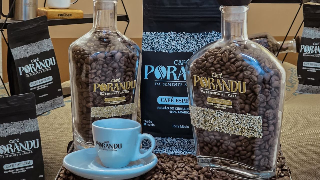 cafe-porandu-ufu Caré Prandu em grãos e embalagem
