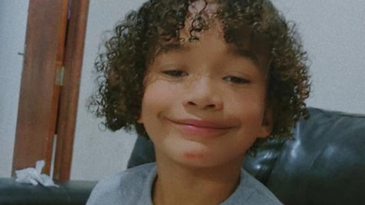 Criança morre atropelada por van