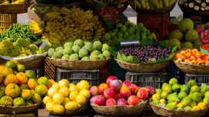 Queda nos preços de frutas e hortaliças anima consumidores em todo o país