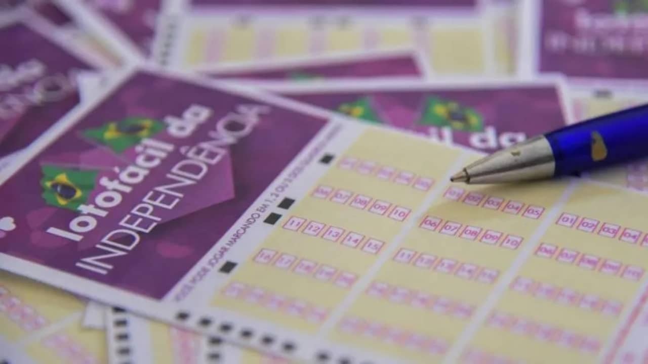 Volante de aposta da Lotofácil da Independência