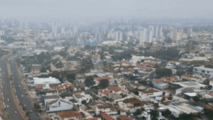 Manhã mais fria do ano surpreende moradores de Uberlândia com geadas e sensação térmica abaixo de 5°C