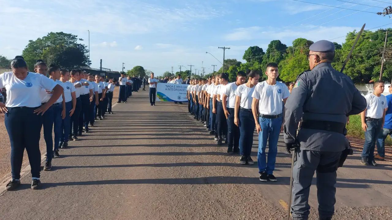 modelo cívico-militar